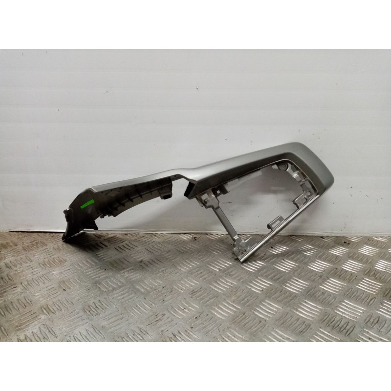 Recambio de mascara central de salpicadero para ford focus lim. (cb8) referencia OEM IAM BM51A045H92 BM51A045H92CGW 
