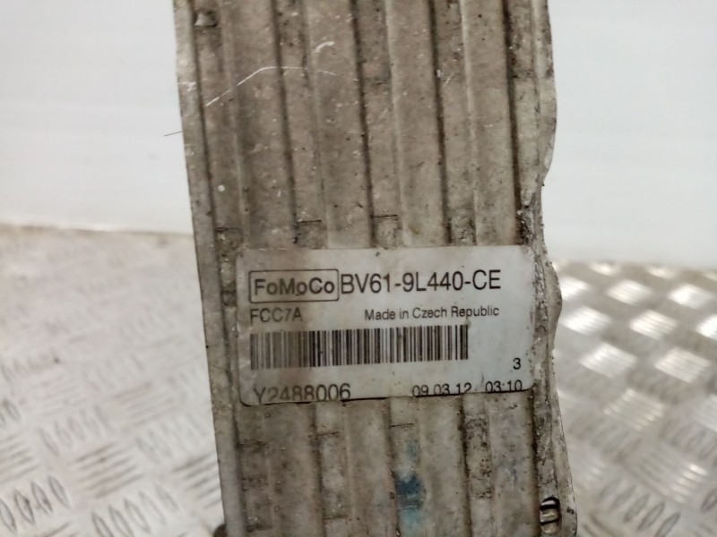 Recambio de intercooler para ford focus lim. (cb8) referencia OEM IAM   