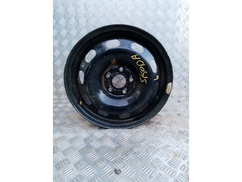 Recambio de llanta para seat leon (1m1) referencia OEM IAM    Recambio de llanta para seat leon (1m1) referencia OEM IAM