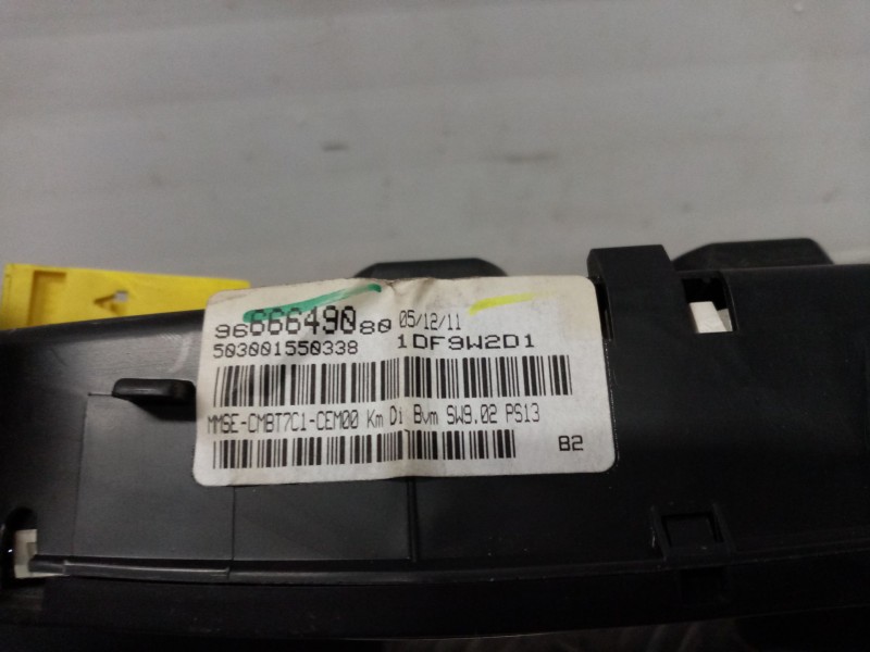 Recambio de cuadro instrumentos para peugeot 308 1.6 hdi fap referencia OEM IAM 9666649080  