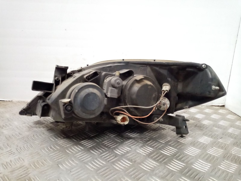 Recambio de faro derecho para nissan primera berlina (p12) referencia OEM IAM   