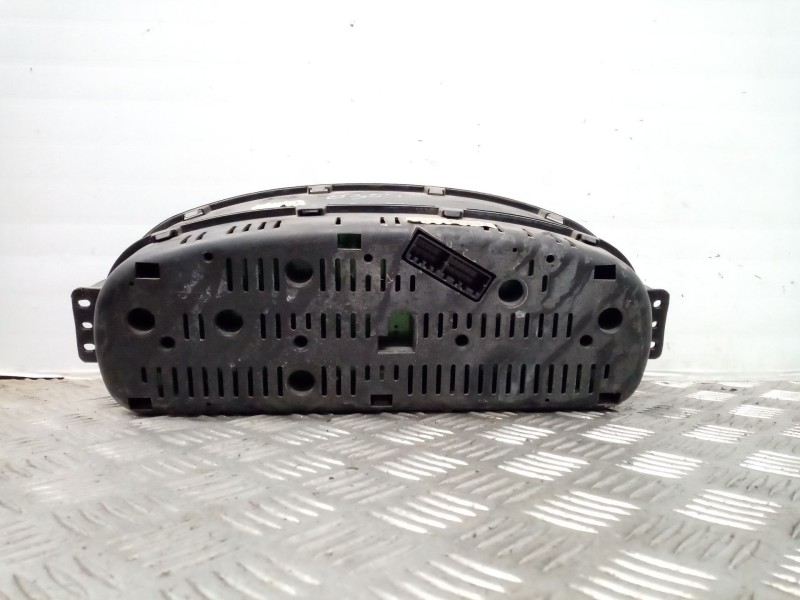 Recambio de cuadro instrumentos para hyundai elantra (xd) 2.0 crdi cat referencia OEM IAM   