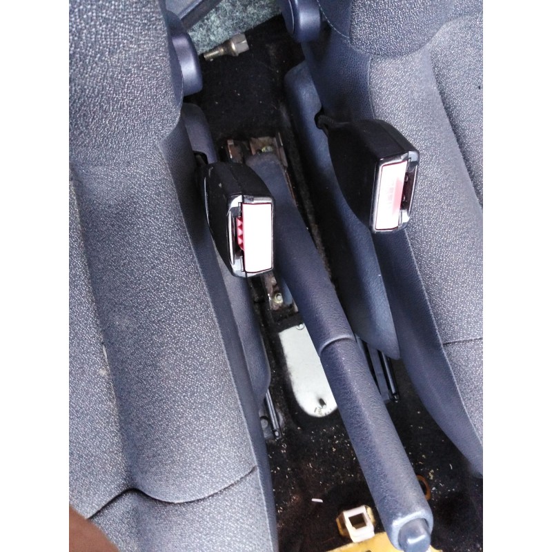 Recambio de pretensor airbag derecho para renault clio ii fase ii (b/cb0) 1.2 referencia OEM IAM   