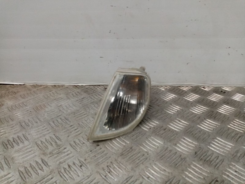 Recambio de piloto delantero izquierdo para citroen saxo 1.1 referencia OEM IAM   