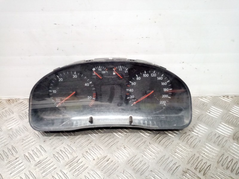 Recambio de cuadro instrumentos para volkswagen passat berlina (3b2) básico referencia OEM IAM 3B0919861J 110008793 