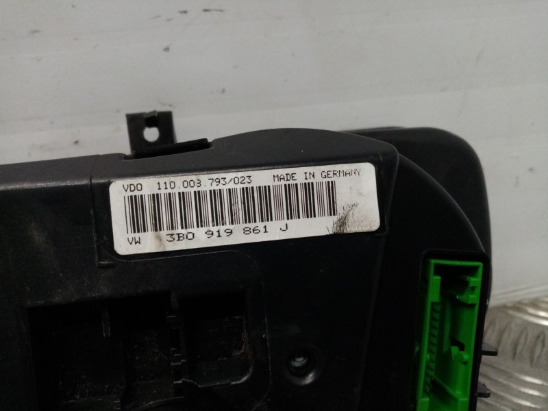 Recambio de cuadro instrumentos para volkswagen passat berlina (3b2) básico referencia OEM IAM 3B0919861J 110008793 