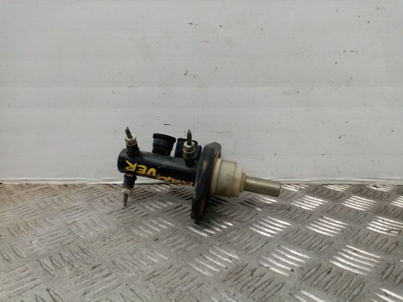 Recambio de bomba freno para land rover defender (ld) 2.5 tdi referencia OEM IAM STC441  