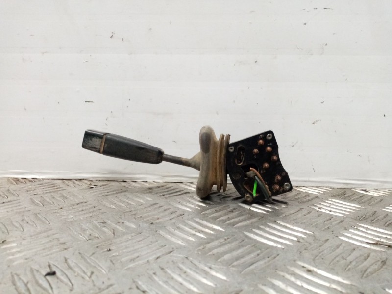 Recambio de mando limpia para land rover defender (ld) 2.5 tdi referencia OEM IAM AMR6106  