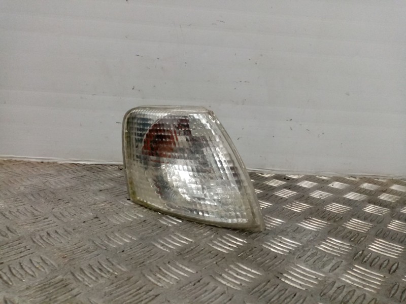 Recambio de piloto delantero derecho para volkswagen passat berlina (3b2) básico referencia OEM IAM 3B0949117C  