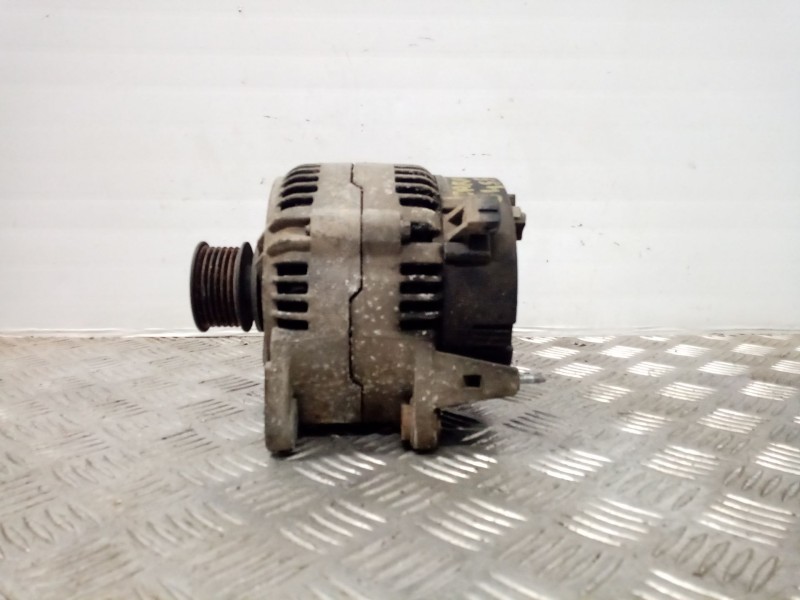 Recambio de alternador para volkswagen caravelle referencia OEM IAM   