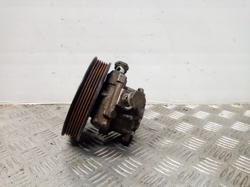 Recambio de bomba servodireccion para volkswagen caravelle referencia OEM IAM 044145157AX  