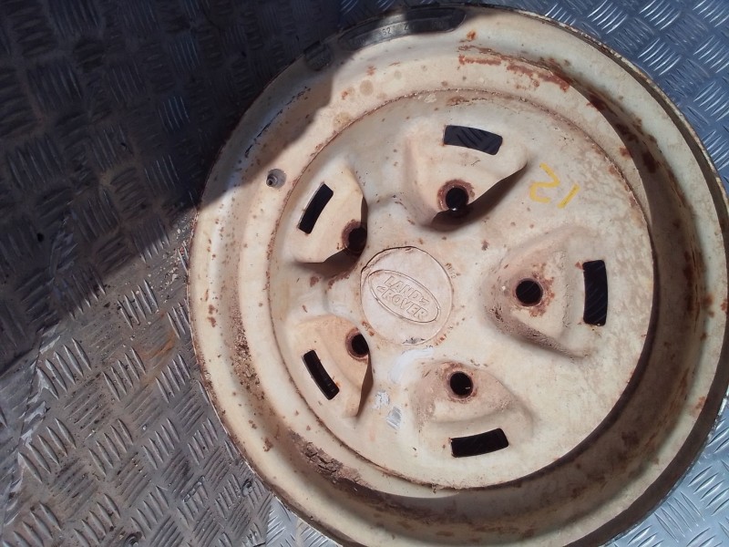 Recambio de llanta para land rover defender (ld) 2.5 tdi referencia OEM IAM   