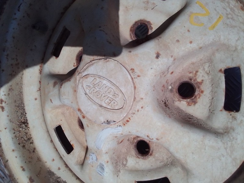 Recambio de llanta para land rover defender (ld) 2.5 tdi referencia OEM IAM   