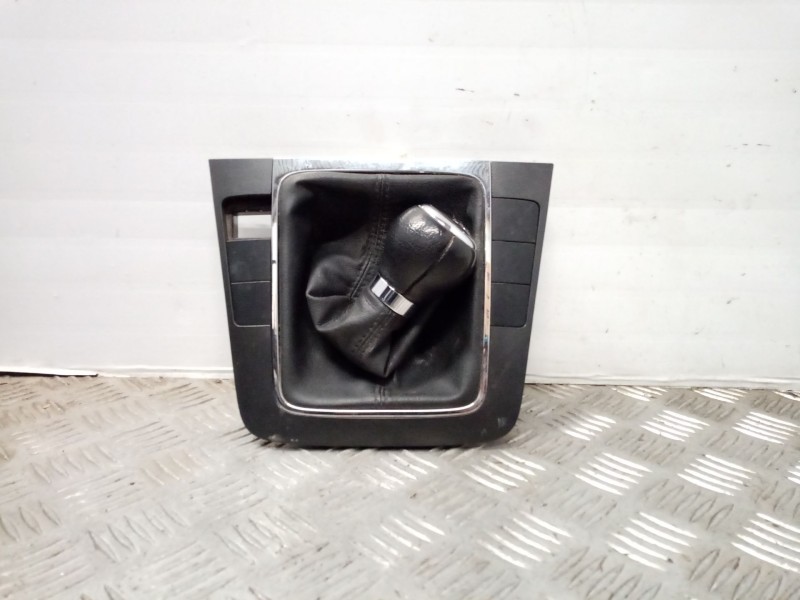 Recambio de guarnecidos palanca cambio para volkswagen passat berlina (3c2) referencia OEM IAM   