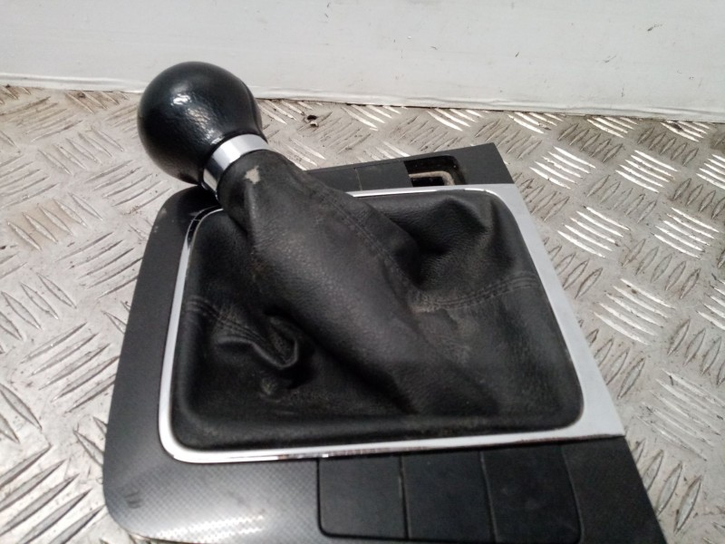 Recambio de guarnecidos palanca cambio para volkswagen passat berlina (3c2) referencia OEM IAM   