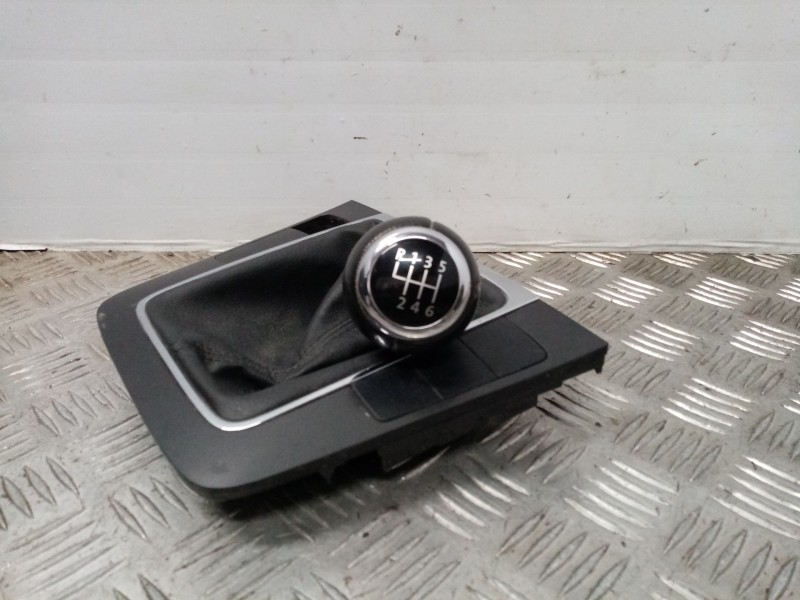Recambio de guarnecidos palanca cambio para volkswagen passat berlina (3c2) referencia OEM IAM   