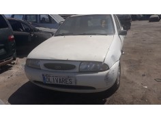 ford fiesta berlina del año 1996