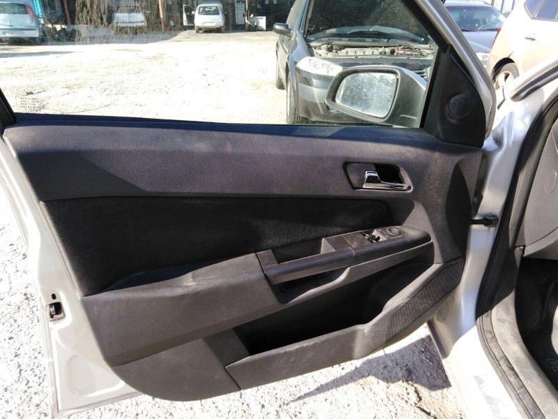 opel astra h berlina del año 2004