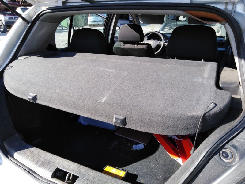 opel astra h berlina del año 2004