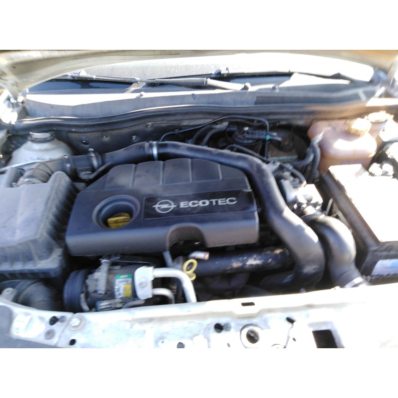 opel astra h berlina del año 2004