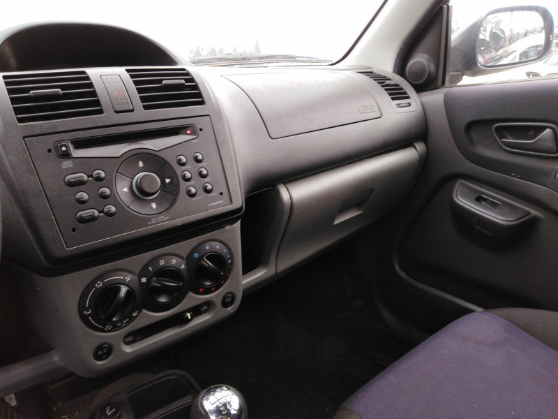 suzuki ignis rm (mh) del año 2003