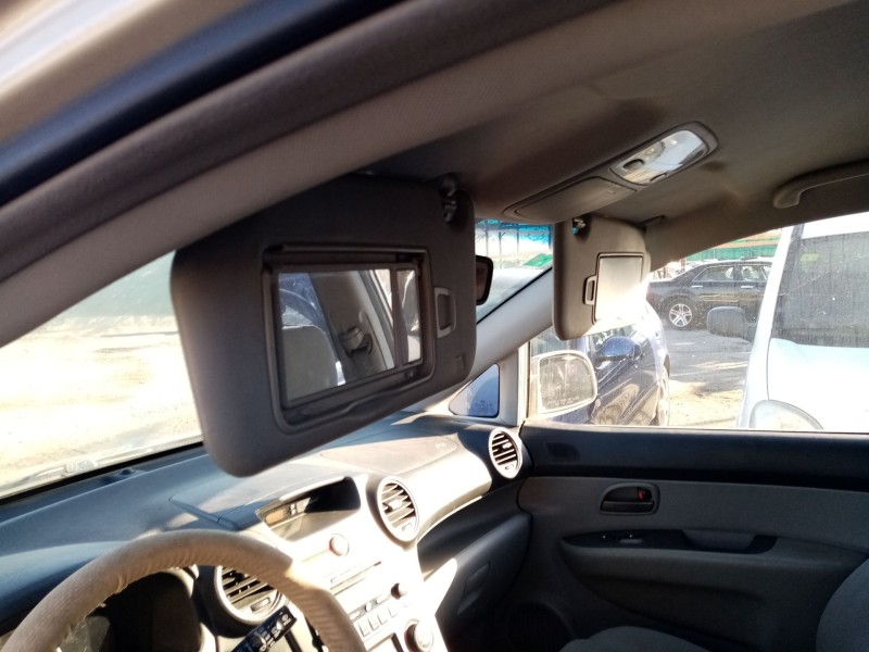 kia carens (un) del año 2007