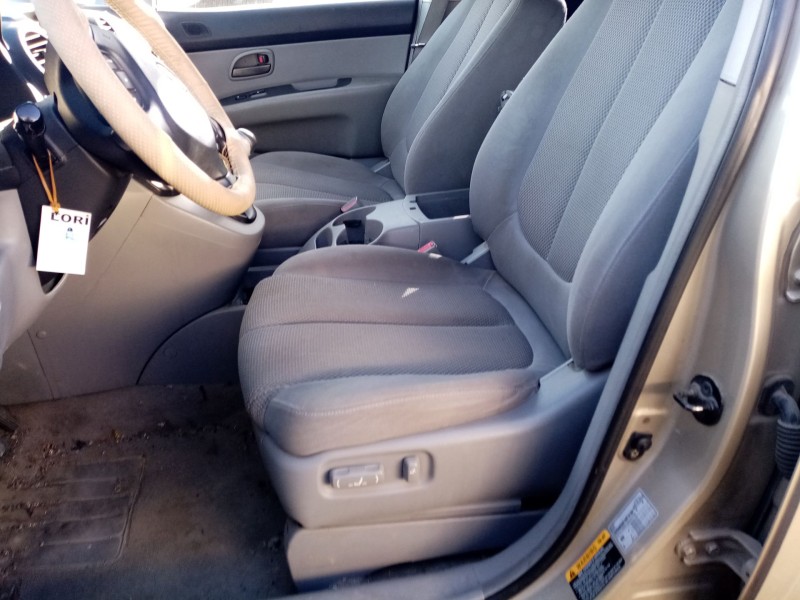 kia carens (un) del año 2007