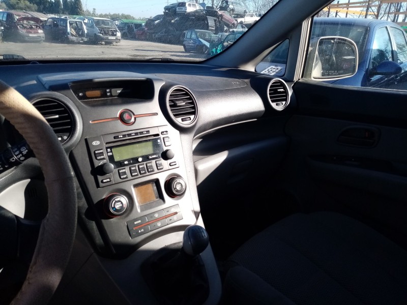 kia carens (un) del año 2007