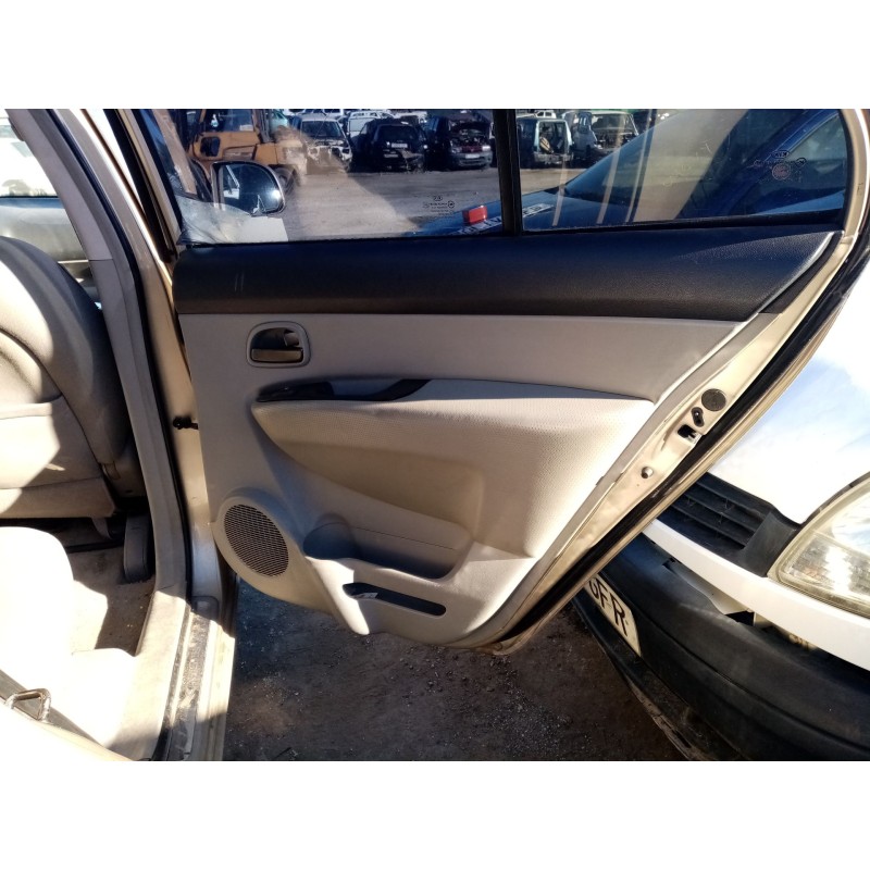 kia carens (un) del año 2007