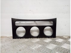Recambio de mascara central de salpicadero para volkswagen passat berlina (3c2) referencia OEM IAM 3C0863100  