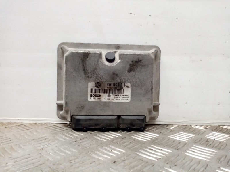 Recambio de centralita motor uce para volkswagen passat berlina (3b2) básico referencia OEM IAM 038906018N 0281001727 