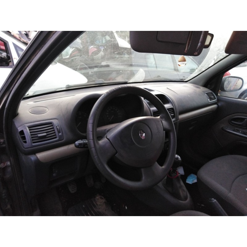 renault clio ii fase ii (b/cb0) del año 2001