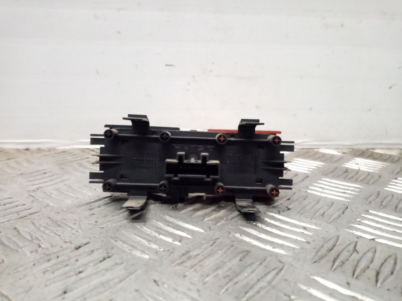 Recambio de warning para renault megane ii berlina 5p referencia OEM IAM 8200095493 8200109723 8200107808