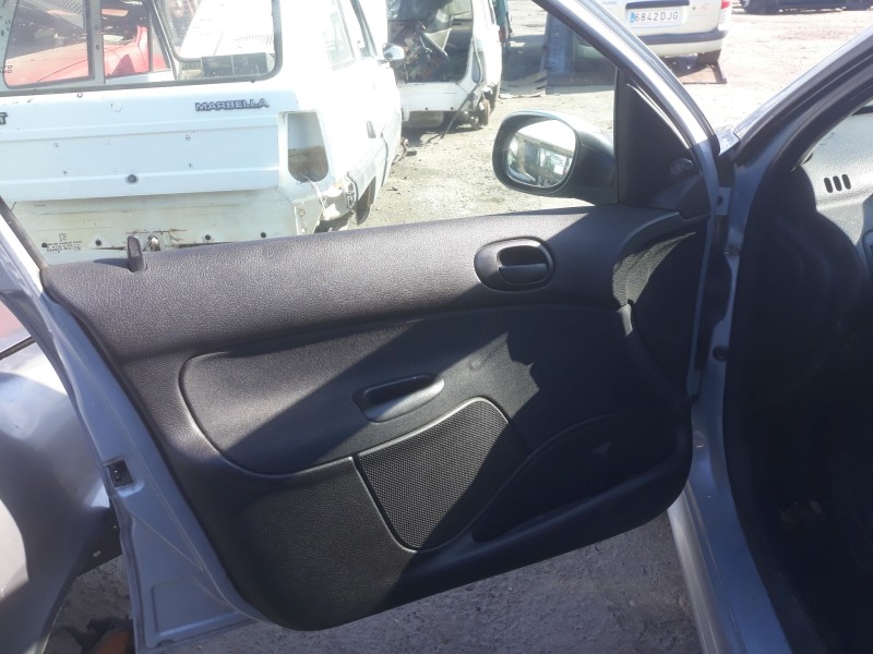 peugeot 206 berlina del año 1998 peugeot 206 berlina del año 1998