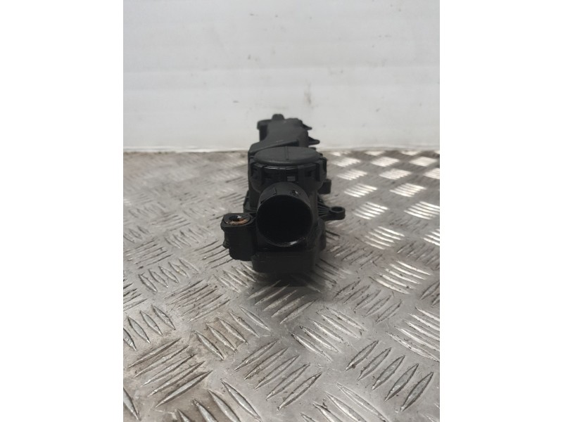 Recambio de tapa balancines para peugeot 207 confort referencia OEM IAM 9651815680  