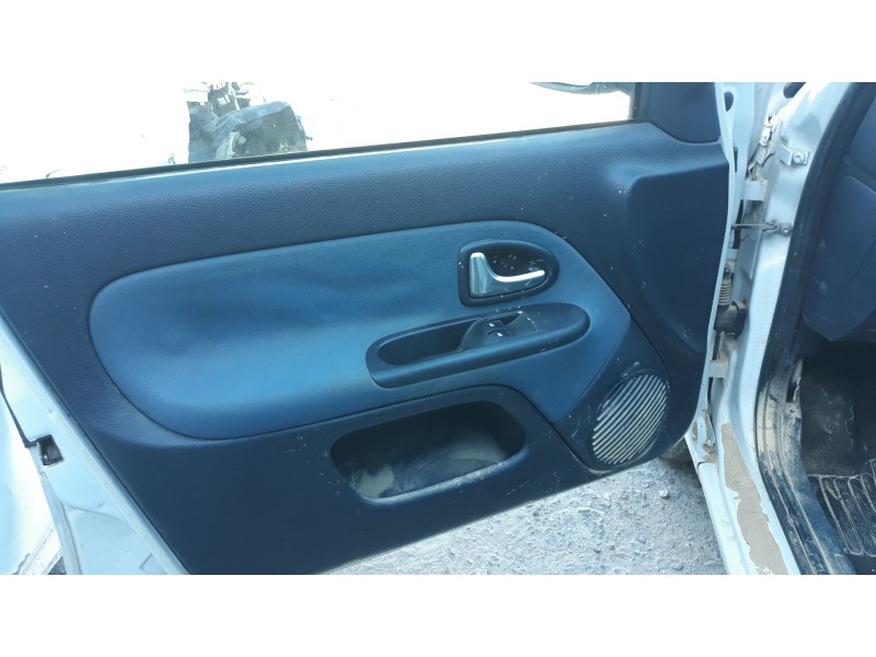 renault clio ii fase ii (b/cb0) del año 2001 renault clio ii fase ii (b/cb0) del año 2001