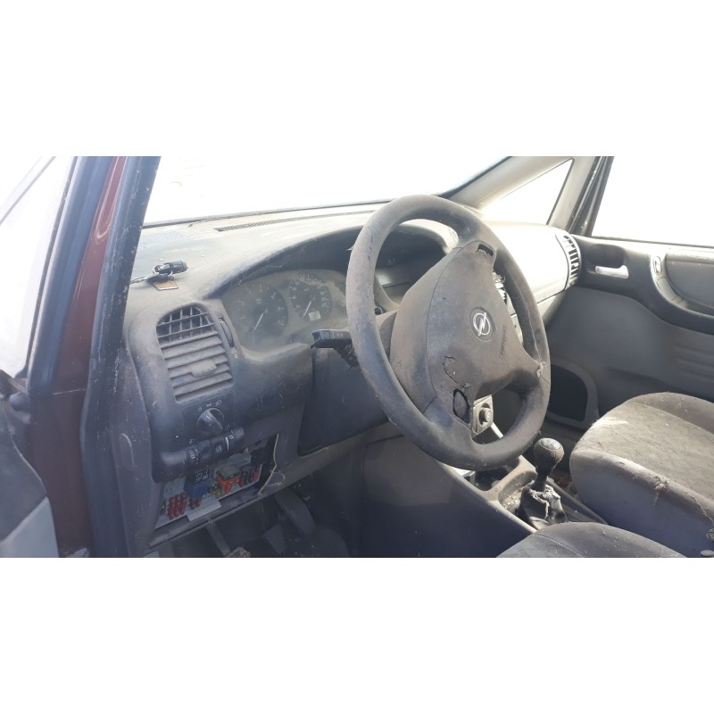opel zafira a del año 1999