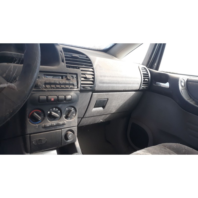 opel zafira a del año 1999