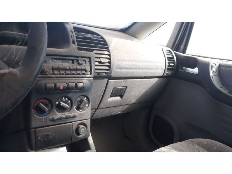 opel zafira a del año 1999