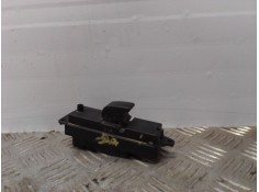 Recambio de mando elevalunas delantero derecho para mazda 3 berlina (bk) 1.6 vvt active referencia OEM IAM 03123100  