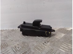 Recambio de mando elevalunas trasero izquierdo para mazda 3 berlina (bk) 1.6 cd diesel cat referencia OEM IAM 03123110  