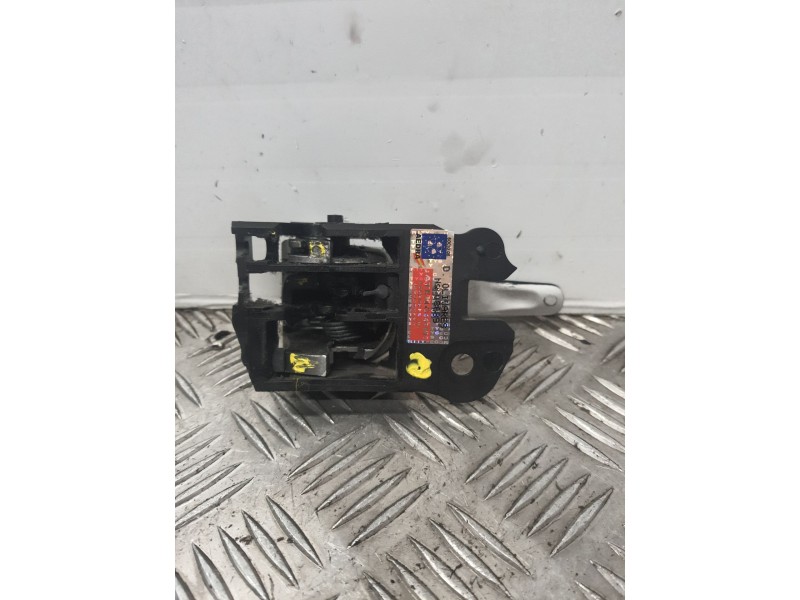 Recambio de maneta interior delantera derecha para toyota auris referencia OEM IAM   