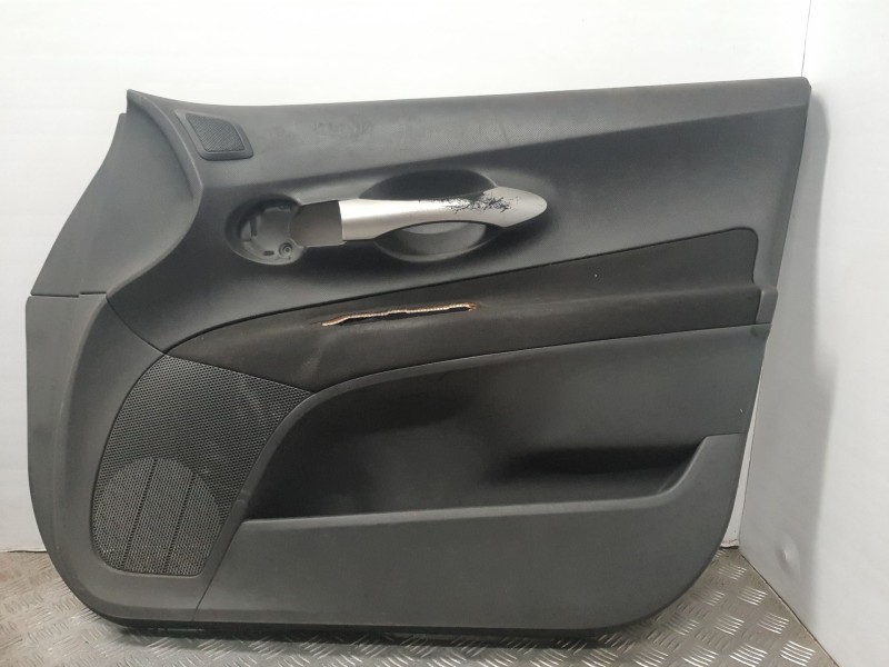 Recambio de guarnecido puerta delantera derecha para toyota auris referencia OEM IAM   