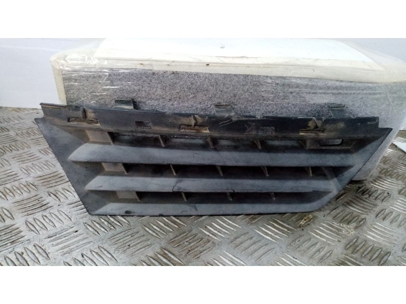 Recambio de rejilla delantera izquierda para  referencia OEM IAM   