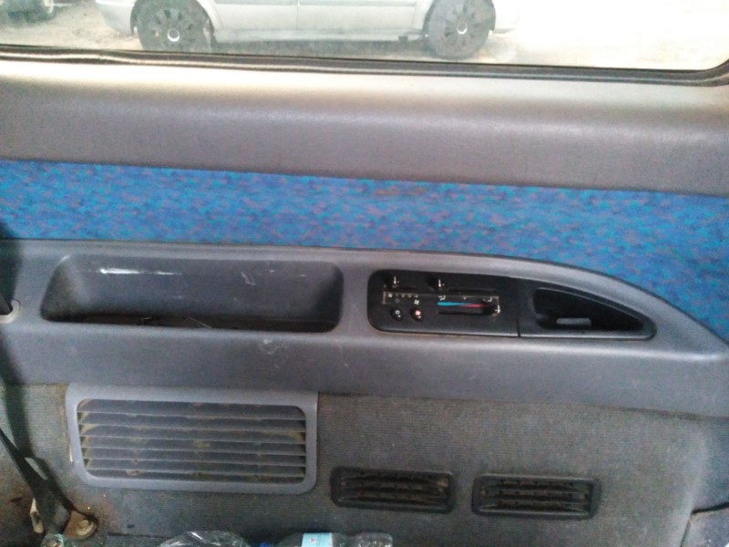 nissan serena (c23m) del año 1992