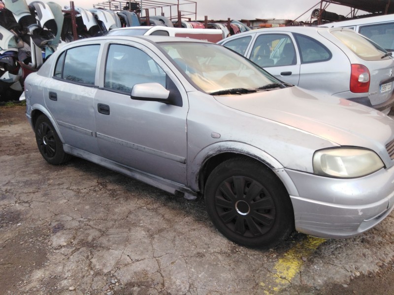 opel astra g berlina del año 1998