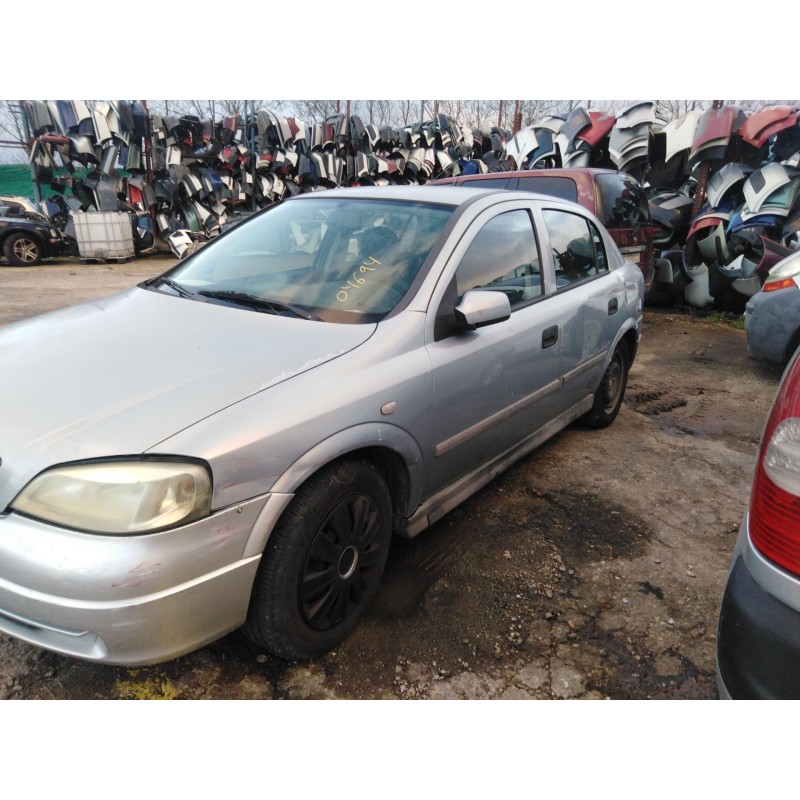 opel astra g berlina del año 1998