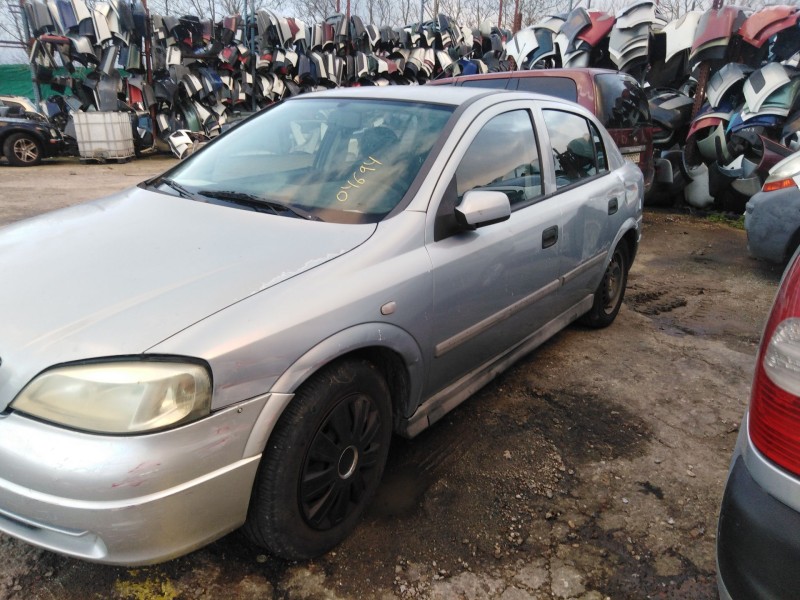 opel astra g berlina del año 1998