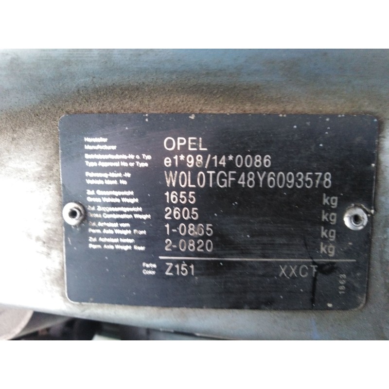 opel astra g berlina del año 1998