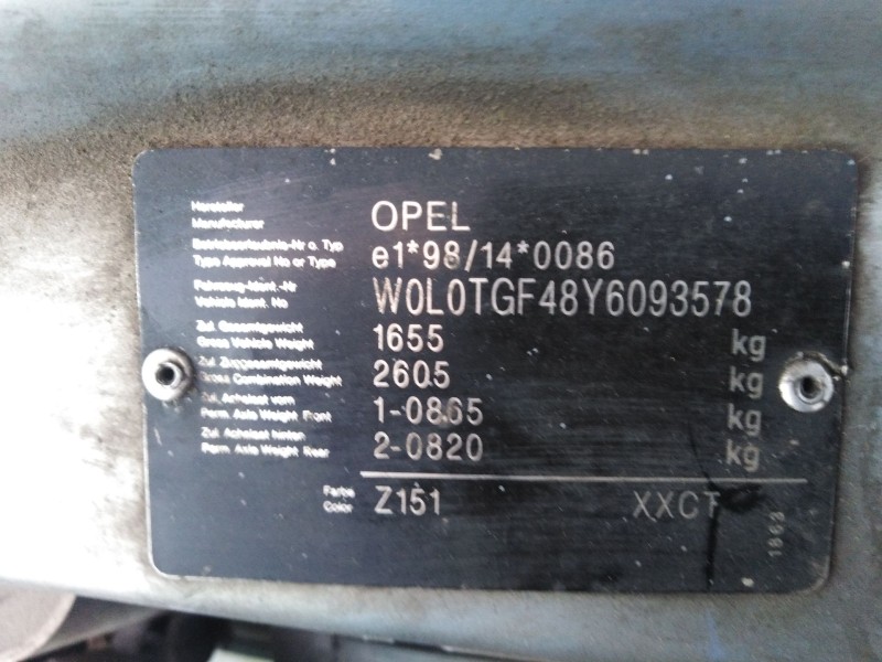 opel astra g berlina del año 1998